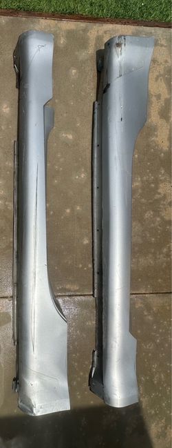 2004 350z side skirts 100$