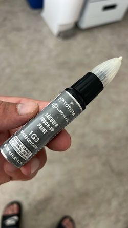 Touch up paint