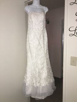 David’s Bridal lace overlay mermaid wedding dress