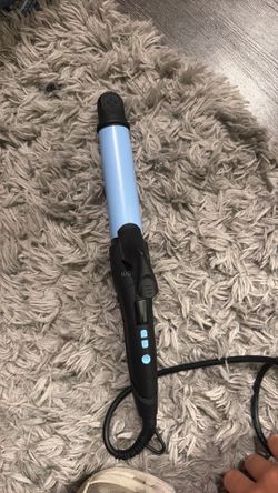 Bio ionic curling iron/straightener used once brand new
