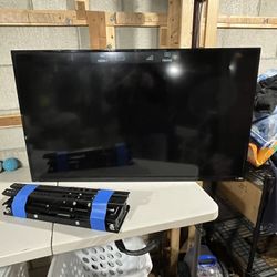 Vizio 43” 4K LED Smart TV with Wall Mount Bracket