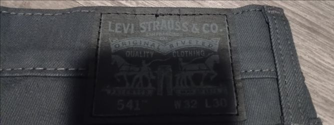 Levi jeans