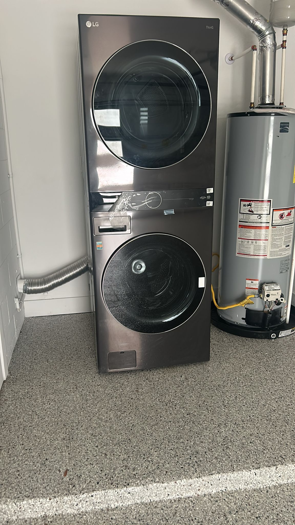 Brand New! Never Used! Out The Box LG WashTower Stacked Laundry Center with 4.5-cu ft Front load Washer and Electric 7.4-cu ft Dryer (ENERGY STAR