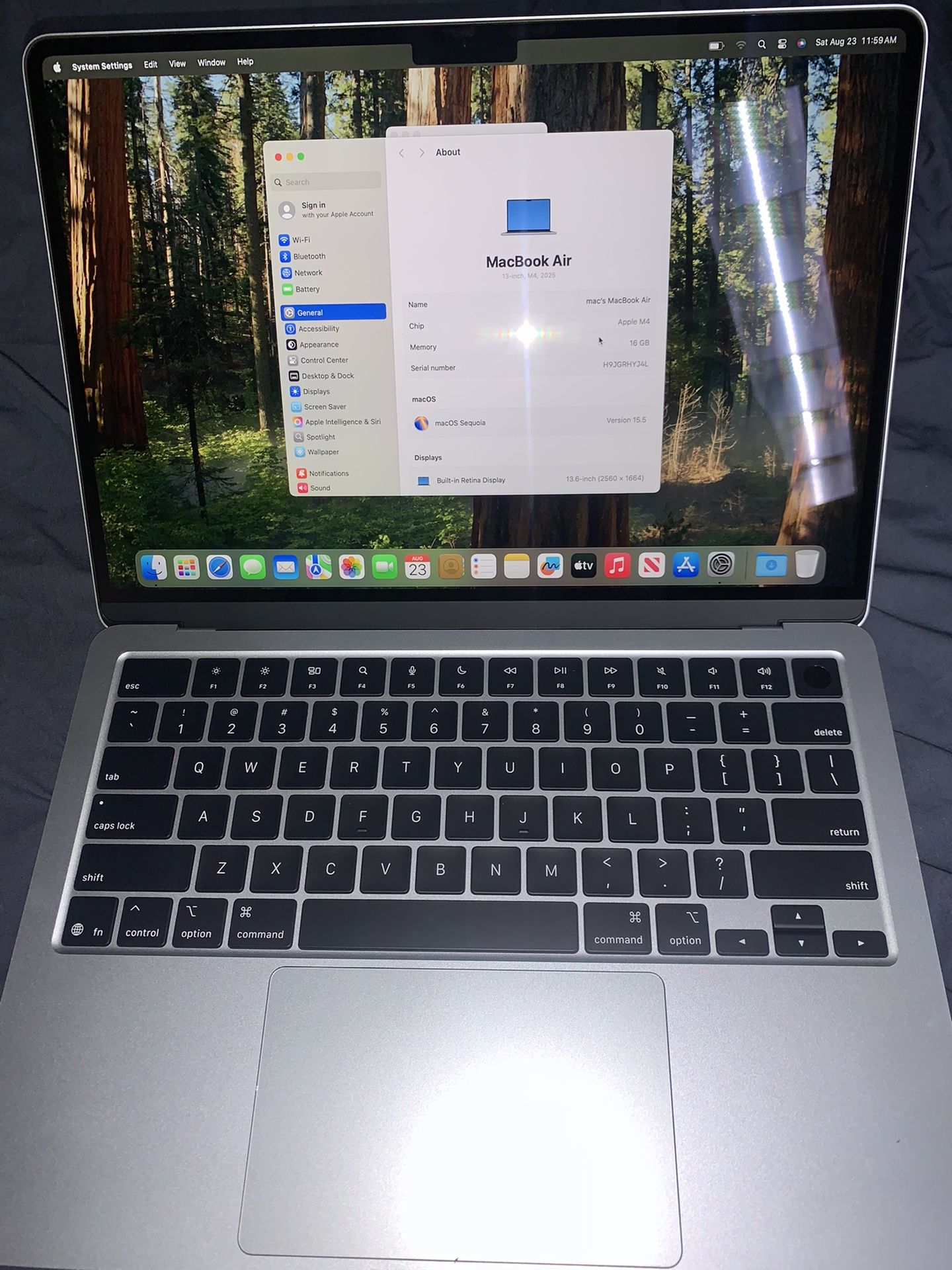 Brand New MacBook Air M4 16gb 256gb 13.6in