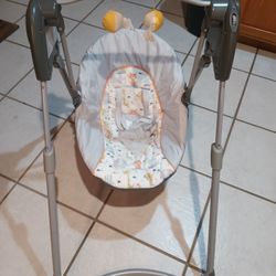 Baby swing 