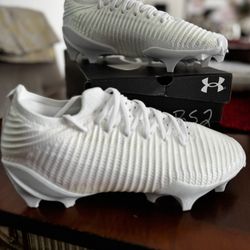 NIB- Under Armour Cleats 