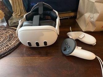 Meta Quest 3 VR Headset 512G storage with Controllers