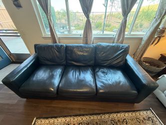 Modern Black Leather Sofa | 3-Seat Couch | Excellent Condition