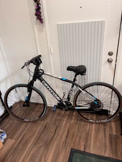 Cannondale Quick CX Hybrid Bike Medium