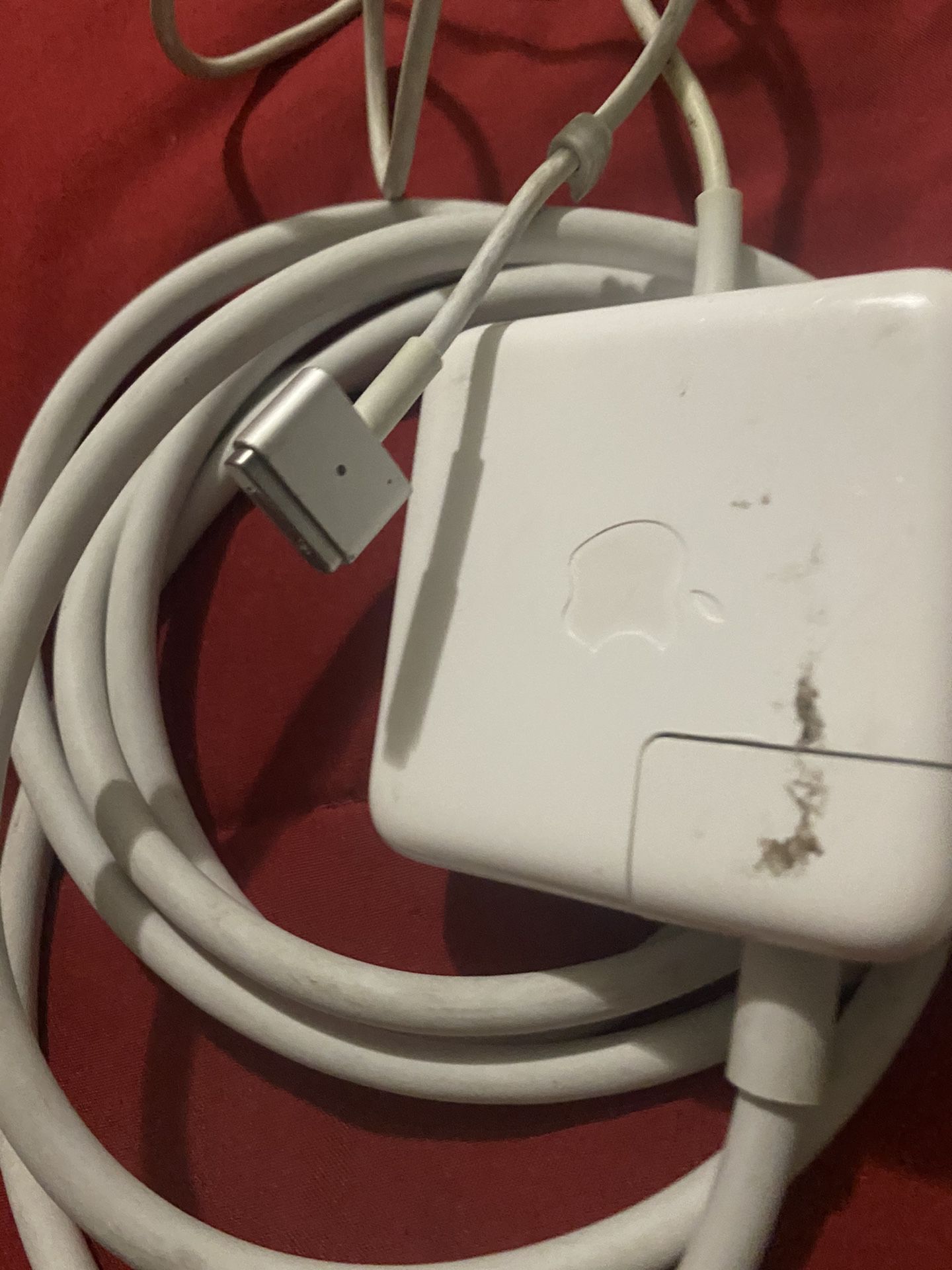 MacBook Air 2017 charger