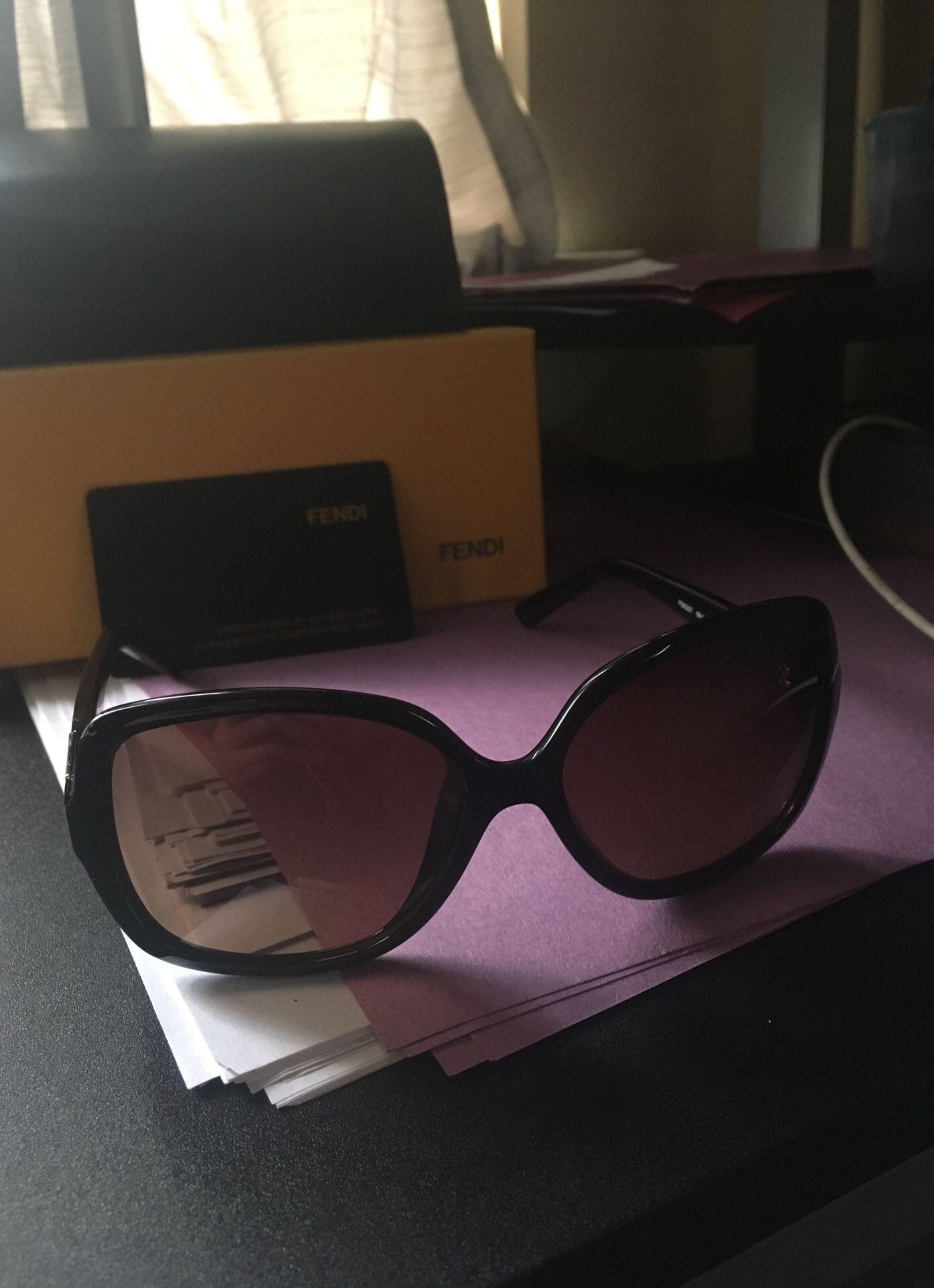 Never worn Fendi FS 5227 sunglasses