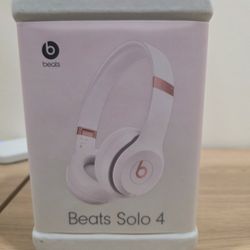 Beats Solo 4 Bluetooth Wireless On-Ear Headphones - Cloud Pink - Brand New Sealed