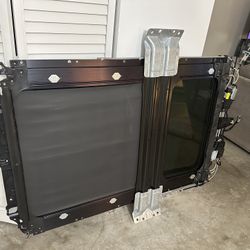 2013-17  Ford Explorer Complete Sunroof 