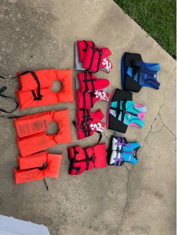10 Life Vests