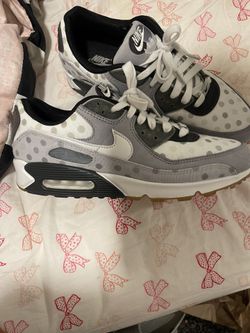 Mens Nike 90 NRG Venn Diagram