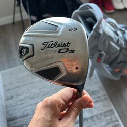 Titleist 909D2 9.5* Stiff Diamana Blueboard