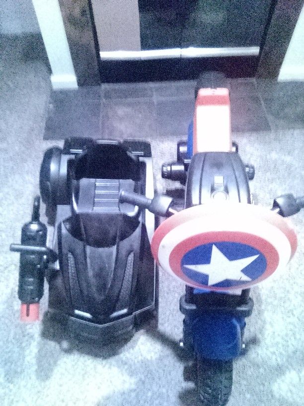 Captain America And Side Kick