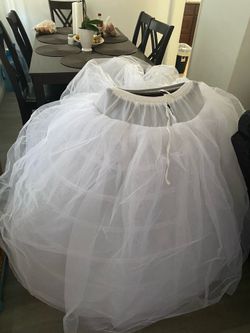 Base of quinceañera dress/ crinolina