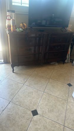 Dresser solid wood 50+ years