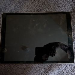Apple 12.9in Ipad Pro 128gb iOS 16 Gen 2
