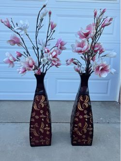 Decorative tall vases (set of 2)