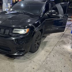 Jeep SRT Grand Cherokee