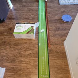 Indoor Putting Green