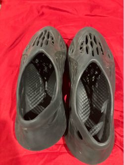 Yezzy foam runners