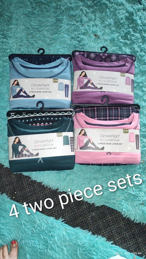 ClimateRight by Cuddl Duds Women's and Women’s Plus Top and Leggings Set, 2-Piece