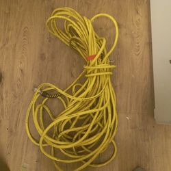 Husky 1/4" 300 psi Hybrid air hose with coupler and plug attached