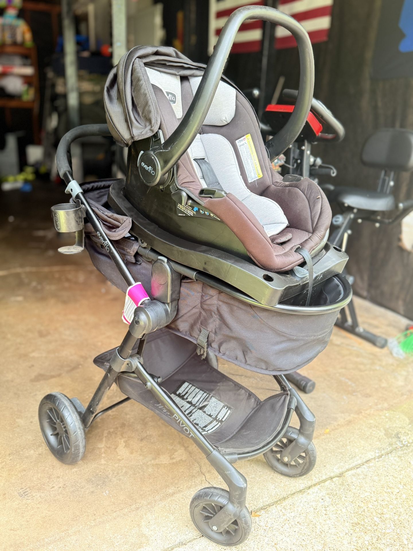 Evenflo Stroller and Car Seat Full System
