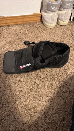 Breg medium foot boot