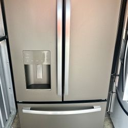 GE Refrigerator
