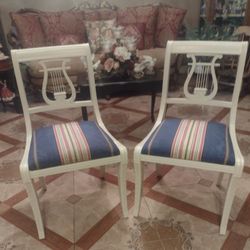 Set Of Two Vintage Cute Chairs 59 North Houston TX 77016