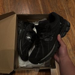 New Balance 1906R