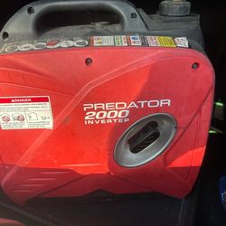 PREDATOR 2000 Watt SUPER QUIET Inverter Generator