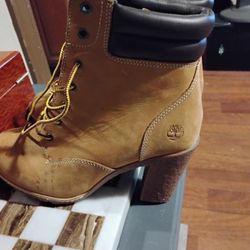 Women's Timberland Sz 8 New 