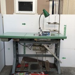 BROTHER MA4 B661 MII 2-Needle 5-Thread Overlock Serger Industrial Sewing Machine By Brother