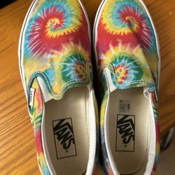 Girls Vans Slip Ons