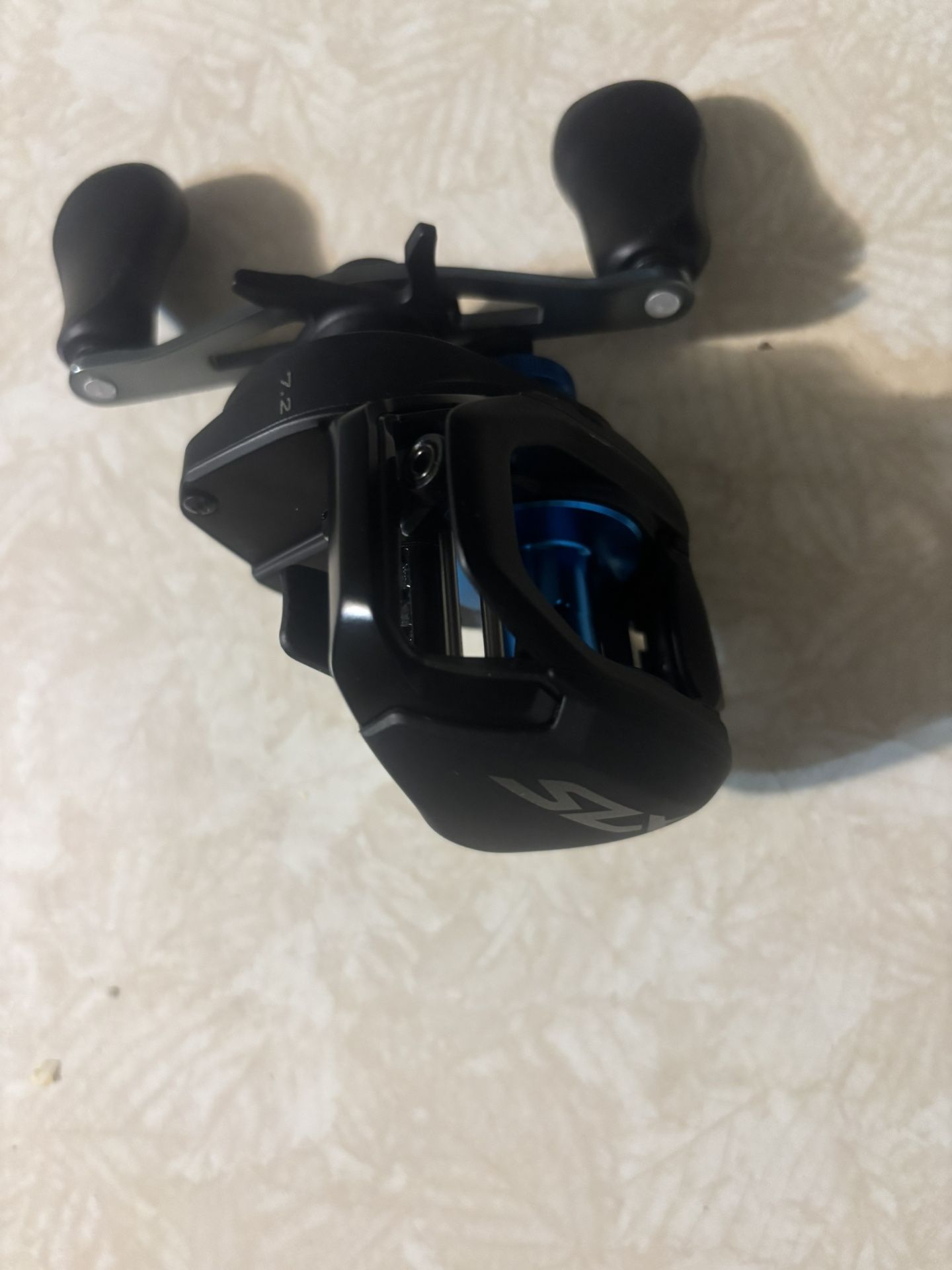 Shimano SLX Baitcaister