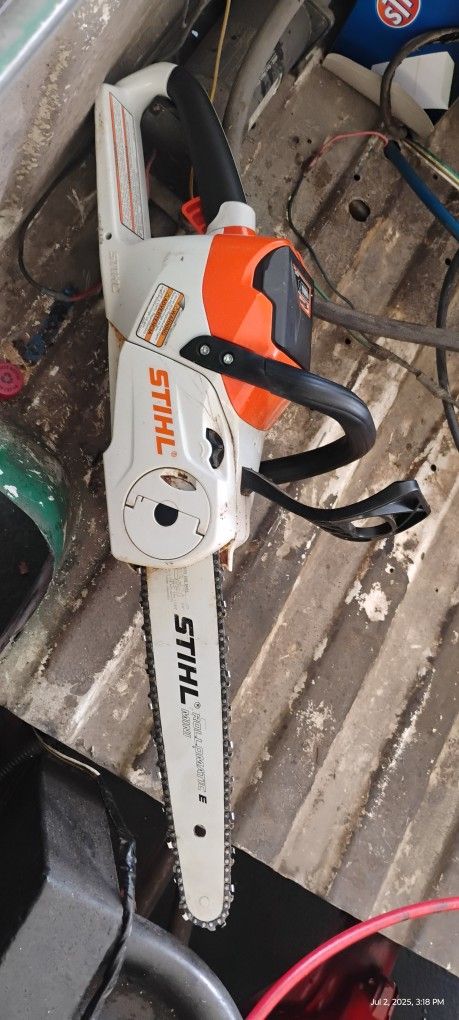 Stihl MSA 120c Electric Chainsaw