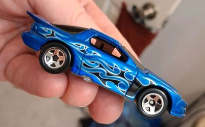 Hot Wheels Blue Pontiac Firebird with Flames