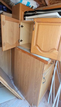 7 Kitchen Cabinets $400 OBO