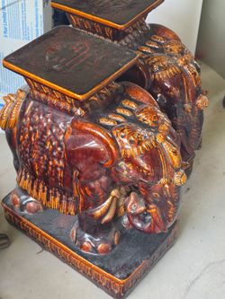 Antique elephants ( root beer )