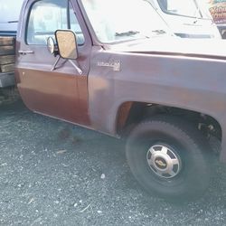 1978 Chevy C10,C20,C30 Truck For Parts 