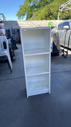 White Bookcase with 4 Shelves