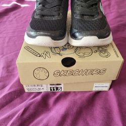 Skechers. De Niña. 12.5