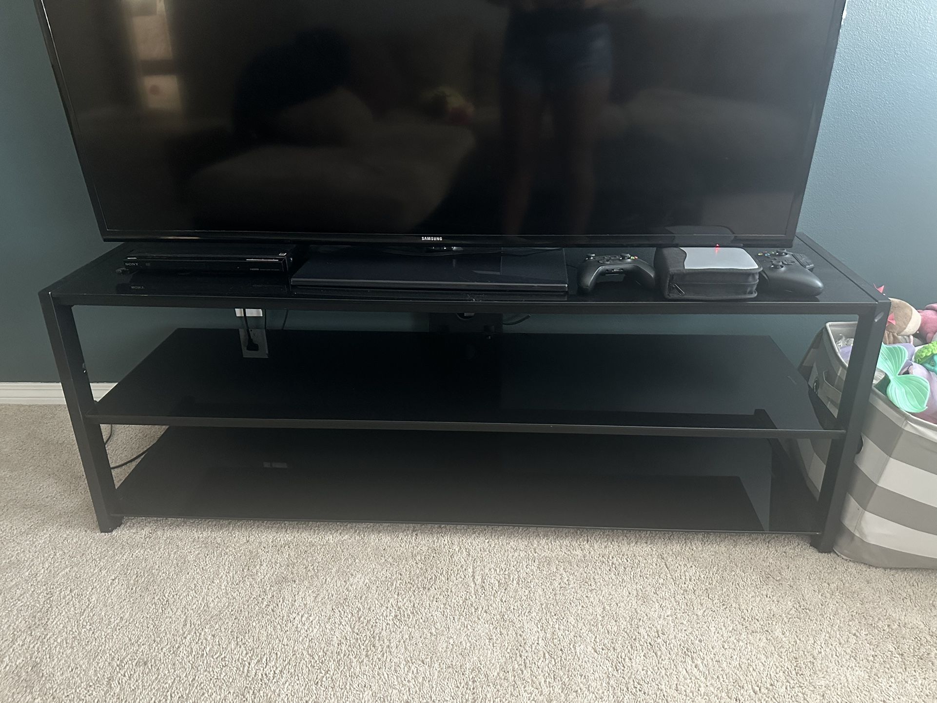 TV Glass Stand