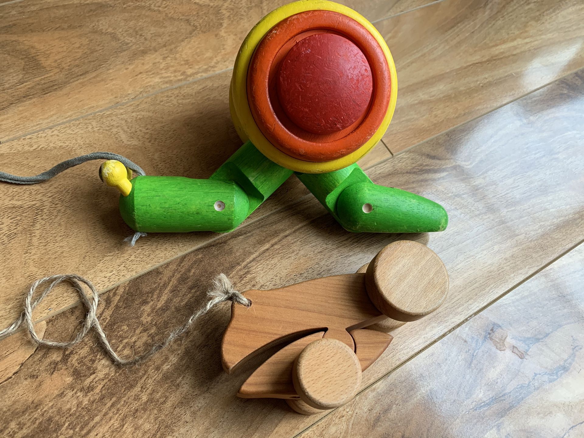 Plan toys pull along snail and wooden frog toddler kid toys