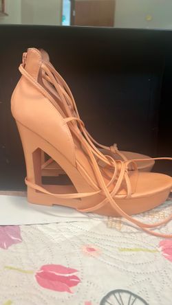 AAJ by Aminah Women’s Nina lace up architectural wedge